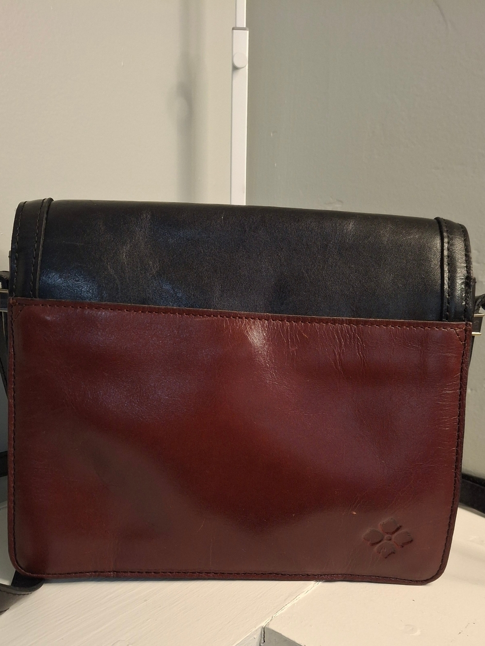 Patricia Nash Sophiana Flap Leather Crossbody Bag EUC - Picture 2 of 5